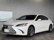 2023 LEXUS ES