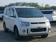 2018 MITSUBISHI DELICA D5