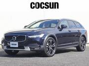 2019 VOLVO V90