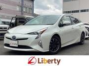 2017 TOYOTA PRIUS S