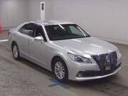 2015 TOYOTA CROWN HYBRID
