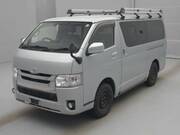 2017 TOYOTA HIACE VAN
