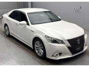 2014 TOYOTA CROWN HYBRID