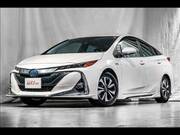 2020 TOYOTA PRIUS PHV