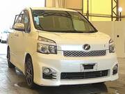 2011 TOYOTA VOXY
