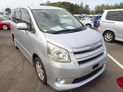 2009 TOYOTA NOAH