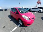 2010 TOYOTA VITZ F