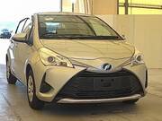 2018 TOYOTA VITZ