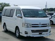 2011 TOYOTA HIACE WAGON GL