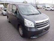 2010 TOYOTA NOAH X SMART EDITION