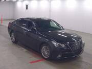 2015 TOYOTA CROWN HYBRID