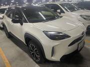 2020 TOYOTA YARIS CROSS