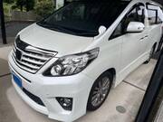 2013 TOYOTA ALPHARD
