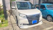 2014 TOYOTA NOAH HYBRID X