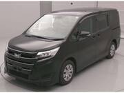 2020 TOYOTA NOAH X