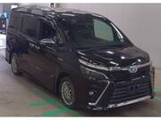 2018 TOYOTA VOXY