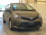 2016 TOYOTA VITZ F