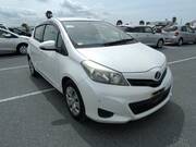 2012 TOYOTA VITZ U