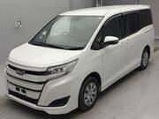 2019 TOYOTA NOAH X