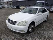 2004 TOYOTA CROWN ROYAL SALOON