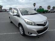 2012 TOYOTA VITZ F