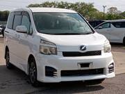 2010 TOYOTA VOXY Z