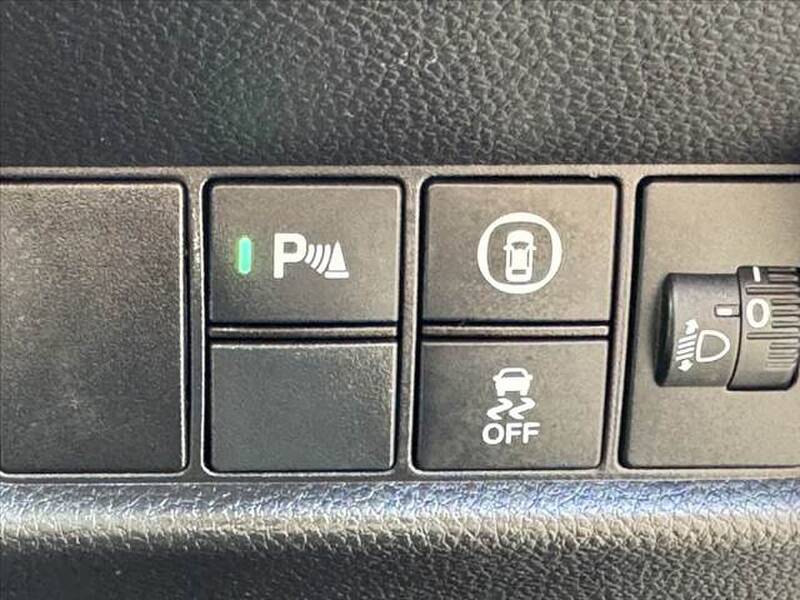 HONDA FIT (JAZZ)