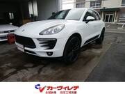 2015 PORSCHE MACAN