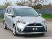 2017 TOYOTA SIENTA X