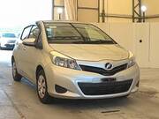 2013 TOYOTA VITZ F SMILE EDITION