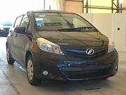 2013 TOYOTA VITZ F CIEL