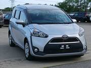 2017 TOYOTA SIENTA X
