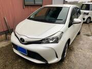 2015 TOYOTA VITZ