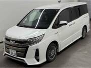 2019 TOYOTA NOAH