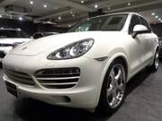 2011 PORSCHE CAYENNE