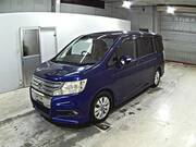 2010 HONDA STEPWAGON