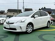 2012 TOYOTA PRIUS ALPHA