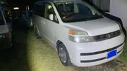 2003 TOYOTA VOXY