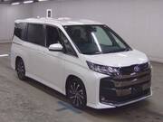 2025 TOYOTA NOAH