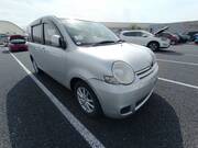2009 TOYOTA SIENTA X