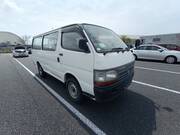 2003 TOYOTA HIACE VAN DX