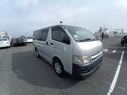 2005 TOYOTA HIACE VAN DX