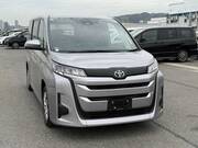 2023 TOYOTA NOAH X