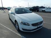 2015 VOLVO S60