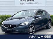 2017 VOLVO V40