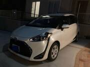 2018 TOYOTA SIENTA G