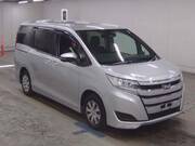 2021 TOYOTA NOAH X