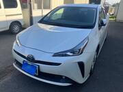 2020 TOYOTA PRIUS S