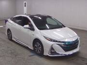 2017 TOYOTA PRIUS PHV