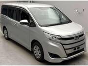 2017 TOYOTA NOAH